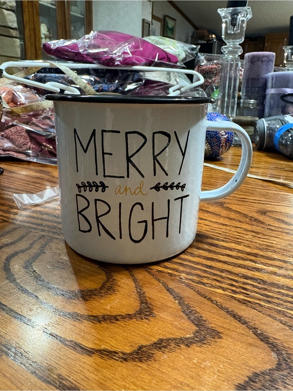 Enamel campfire style 24 oz Merry & Bright Mug. EUC